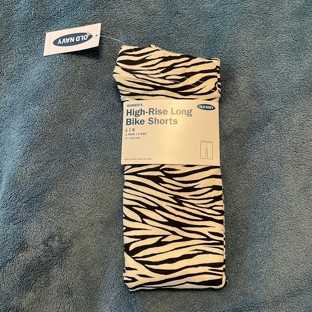 Old Navy High-Rise Long Bike Shorts